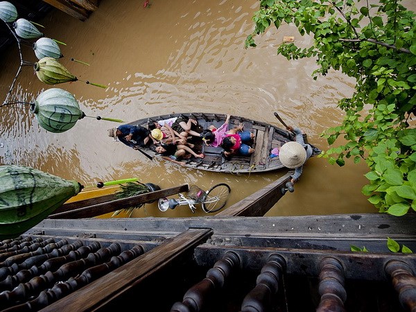 100 Vietnam heritage photos exhibited in Nha Trang city