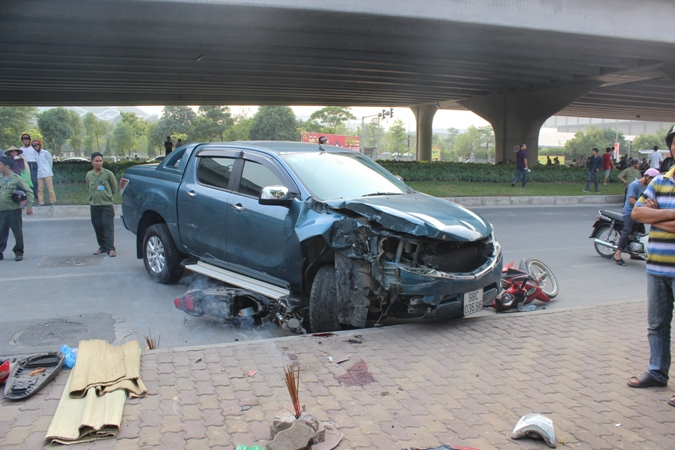 Hà Nội Xe mất lái gây tai nạn liên hoàn, một người phụ nữ tử vong