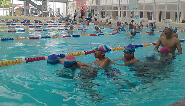 Khai giảng khóa học bơi và các kỹ năng mềm cho học sinh thành phố Hà Nội