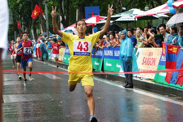 Chung kết Giải chạy Báo Hà Nội mới mở rộng lần thứ 41 - Vì hòa bình - 2014