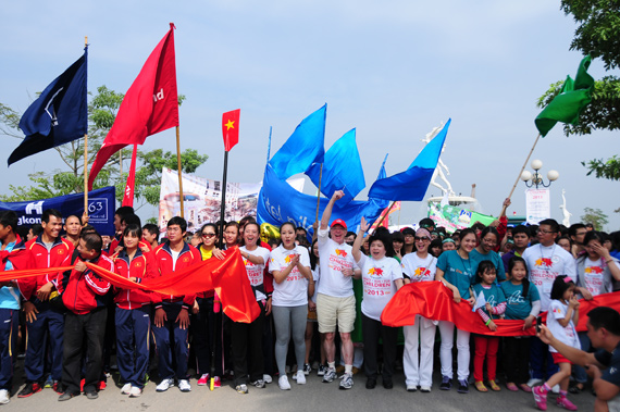 Hanoï  La course pour les enfants 2014
