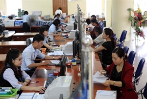 State Bank slashes deposit rate cap