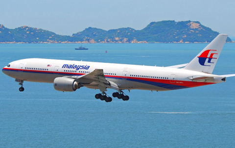 Search for MH370 gets back underway
