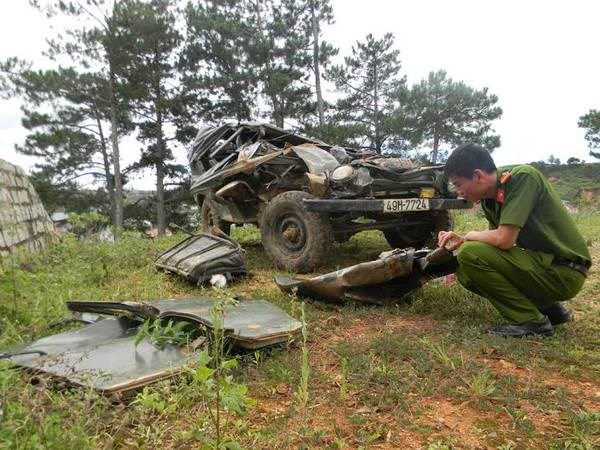 Lâm Đồng Hỗ trợ người bị nạn trong vụ xe chở lao động lao xuống vực