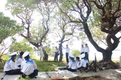 Week glorifies Vietnam s sea and island culture