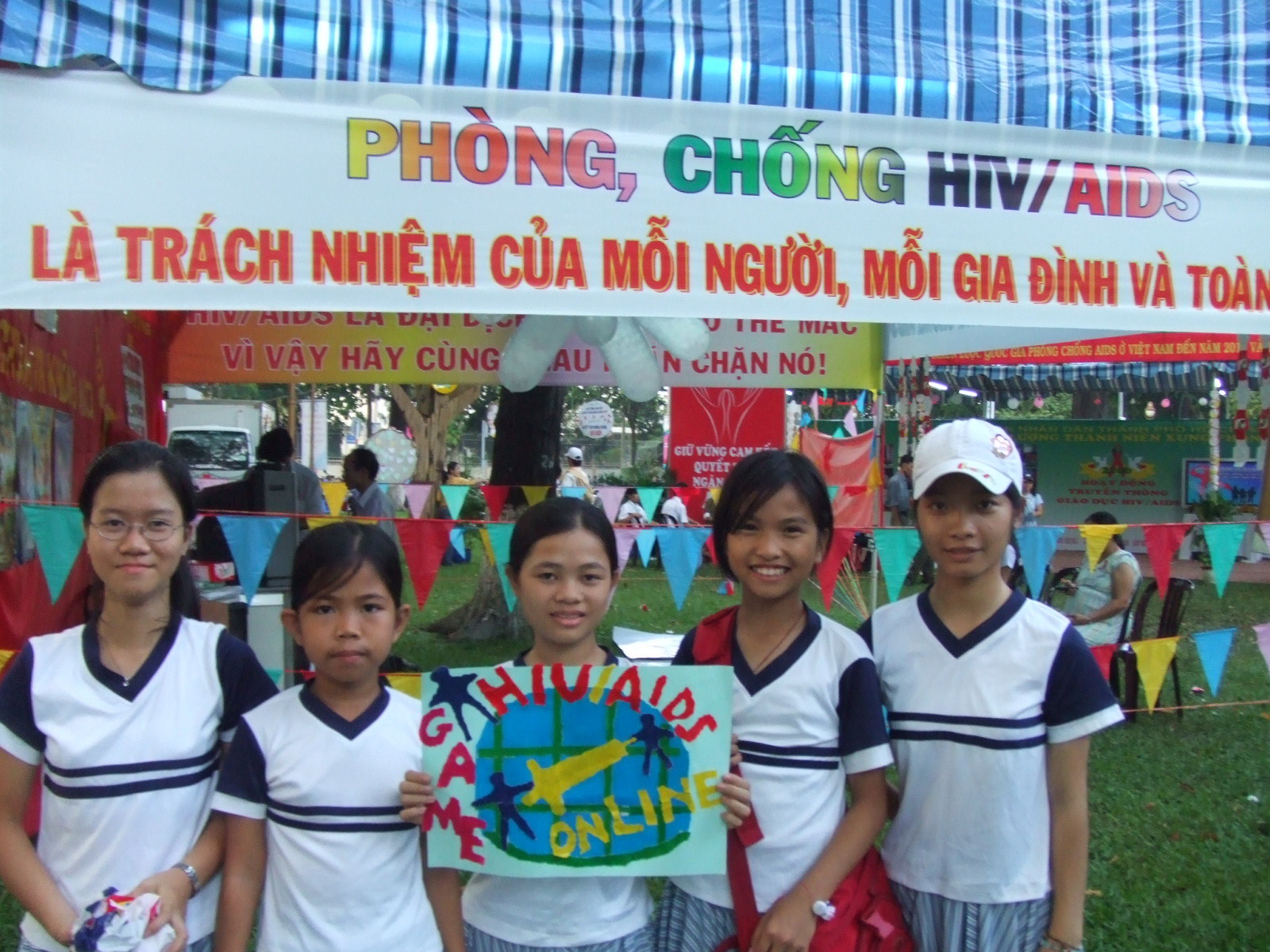 Nhiều hoạt động hưởng ứng Tháng hành động quốc gia phòng, chống HIV AIDS