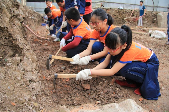 Cùng trẻ em tập làm nhà khảo cổ ở Hoàng thành Thăng Long