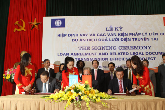 Ký kết khoản vay 500 triệu USD cho dự án Hiệu quả lưới điện truyền tải