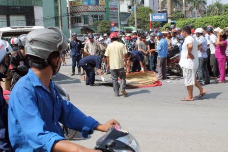Liên tiếp xảy ra tai nạn giao thông chết người