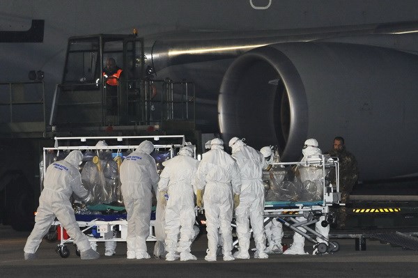 Number of Ebola cases nears 16,000