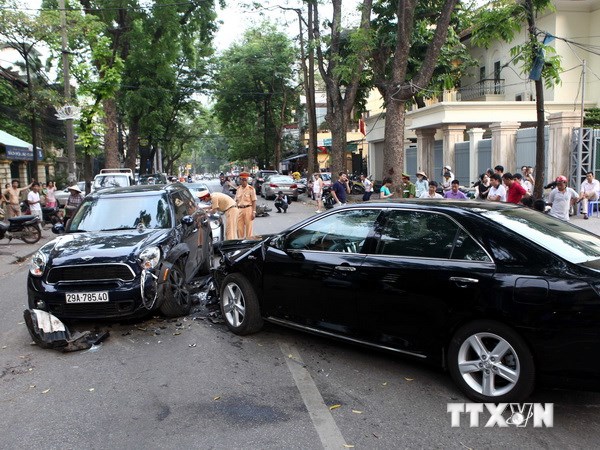 11 tháng, Hà Nội xảy ra hơn 1 800 vụ tai nạn giao thông