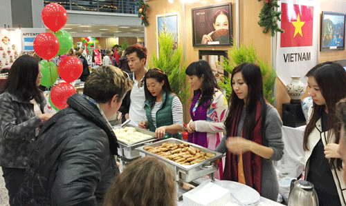 Vietnam joins international fair to raise funds for disadvantaged children