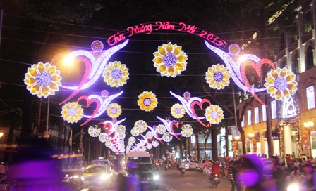 Ho Chi Minh city brilliantly beautiful to welcome a New Year