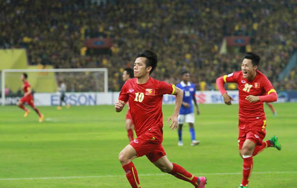 Vietnam beat Malaysia 2-1 in AFF Cup semi-final first leg