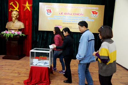 Lễ bầu chọn vận động viên, huấn luyện viên tiêu biểu năm 2014