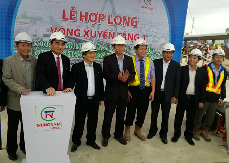 Đà Nẵng Hợp long vòng xuyến tầng 1 cầu vượt Ngã Ba Huế