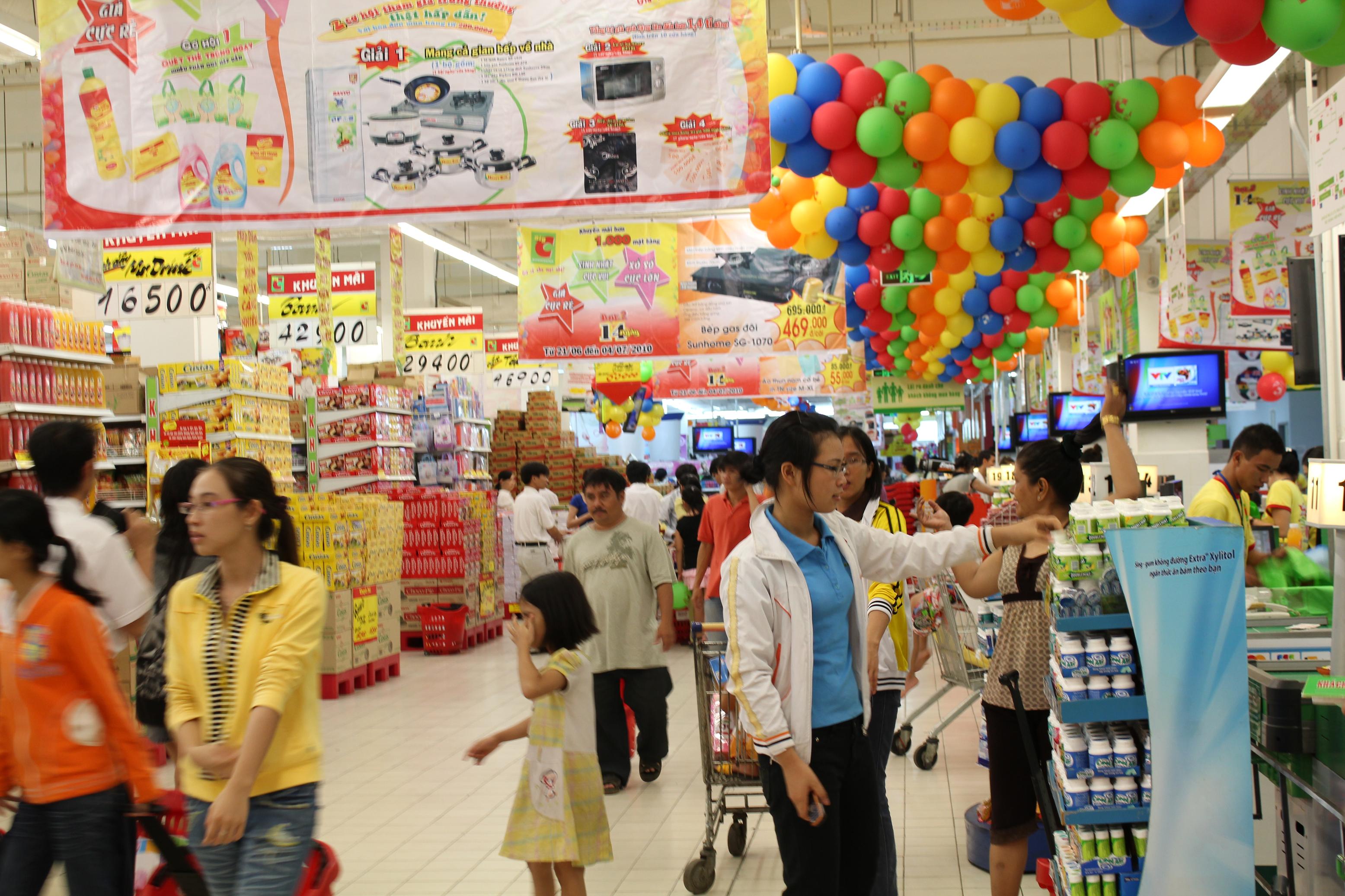 Hanoi ensures goods supply and demand for market stabilisation during Tet
