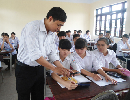 Dạy và học môn Toán qua điện thoại thông minh