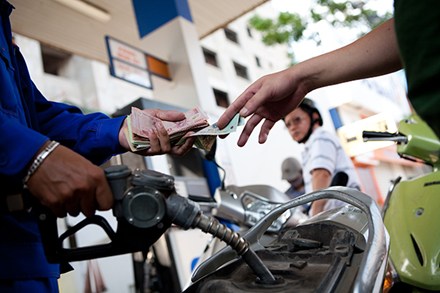 Oil prices cut for 13th time amid global dip