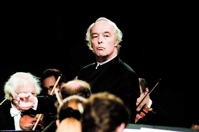 Andrea Bonatta - Nghệ sĩ Piano nổi tiếng của Ý biểu diễn tại Việt Nam