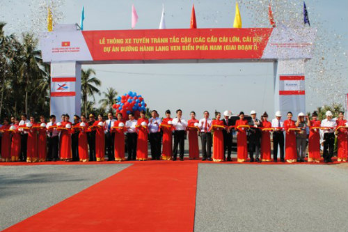 Thông xe tuyến tránh Tắc Cậu - Dự án hành lang ven biển phía Nam