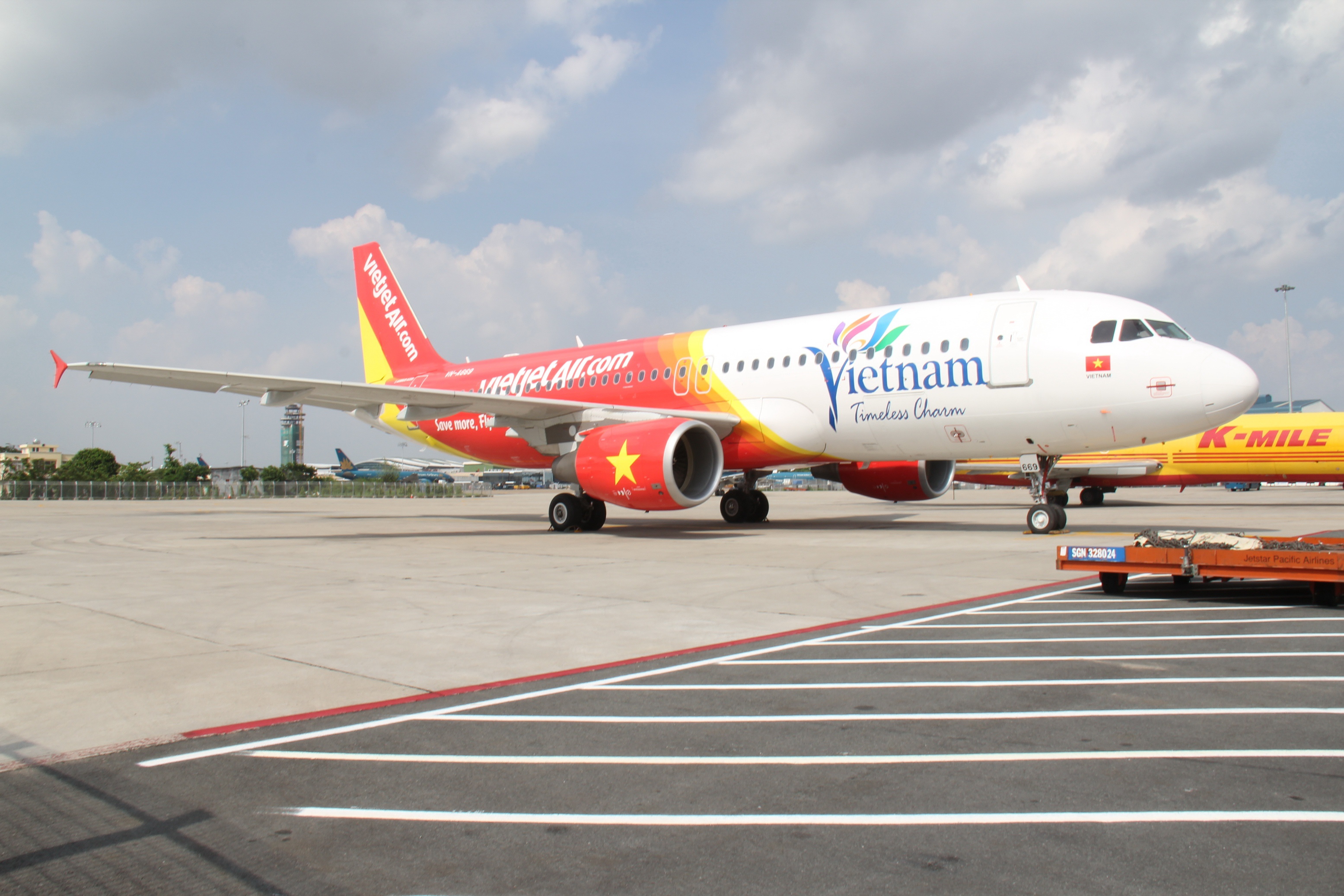 VietJetAir to open HCM city - Da Lat route