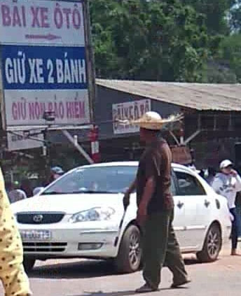 Phí giữ xe máy đêm giao thừa tại TP Tây Ninh cao gấp 3 đến 4 lần so với quy định