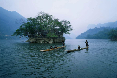 Le lac de Ba Be - une perle verte du Vietnam