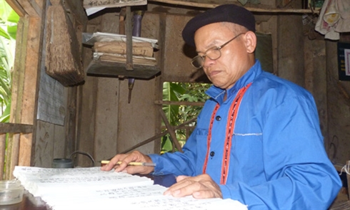 Tuyên Quang  préserver le chant Sình ca de l’ethnie Cao Lan
