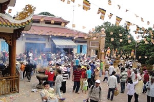 Tây Ninh accueille plus d un million de visiteurs lors du Têt traditionnel