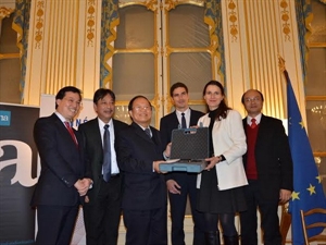 Culture minister’s France visit bears fruit
