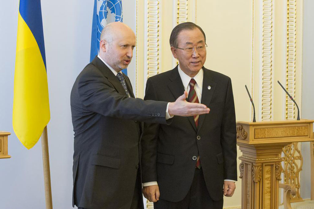 Ban Ki-moon réitère son appel à un véritable dialogue entre l Ukraine et la Russie