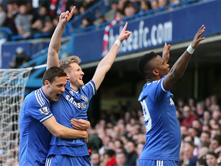 英超综合：切尔西羞辱阿森纳　利物浦大胜加的夫