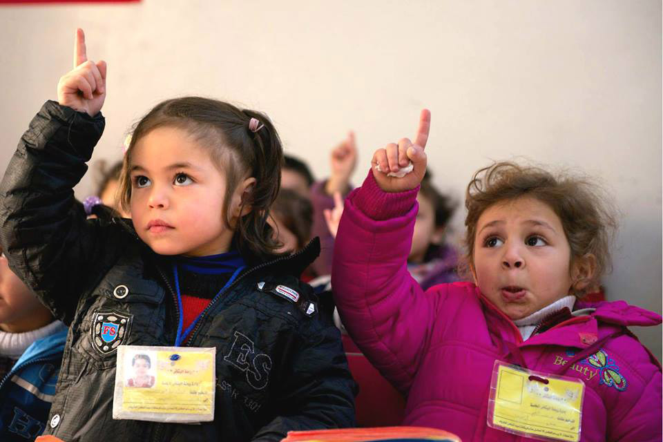 ONU Une campagne pour que tous les enfants aillent à l école d ici 2015