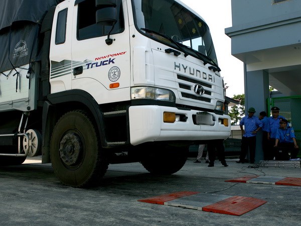 Bình Dương Xử lý hơn 1 000 xe ben, xe tải vi phạm quá tải trọng