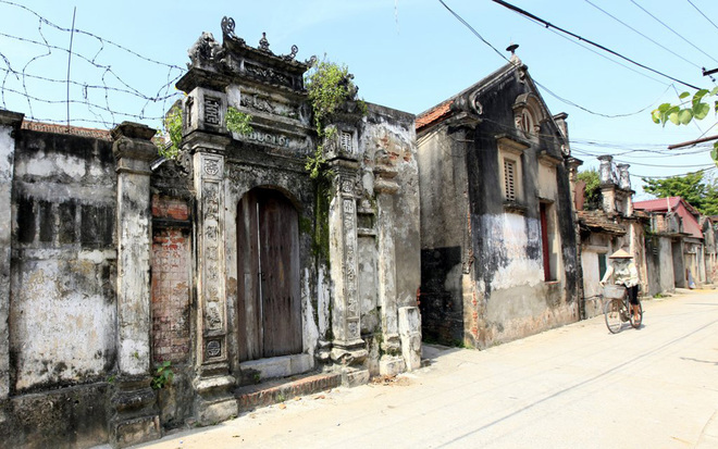 Village of ancient French-architect villas in Hanoi