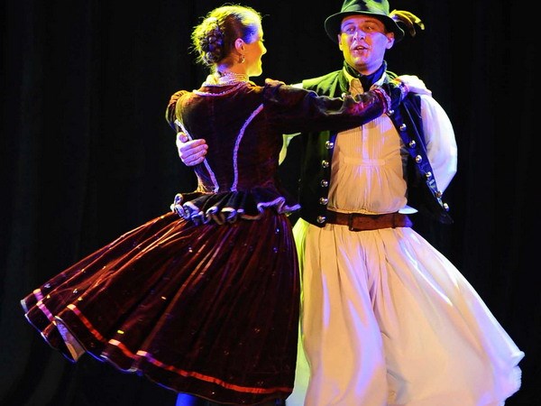Quyến rũ những điệu múa dân gian Hungary tại Hà Nội