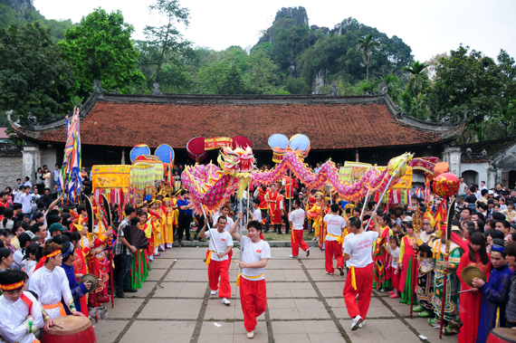 Tháng 3, trảy hội chùa Thầy