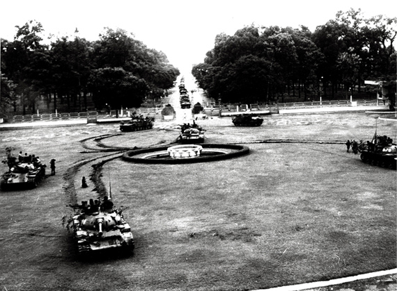 Đại thắng Mùa Xuân 1975 - Những khoảnh khắc lịch sử