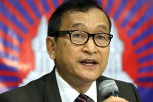 Cambodge le ministère de la Défense affirme protéger le rôle sacré du roi