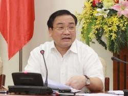Nhiệm vụ trọng tâm của ngành Điện trong thời gian tới bảo đảm cung cấp đủ điện khu vực phía Nam