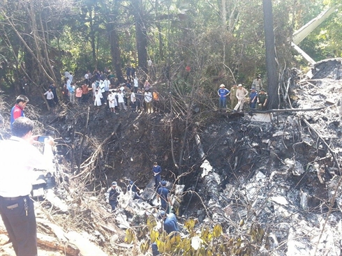 Cinq responsables lao, dont le ministre de la Défense, tués dans un accident d avion