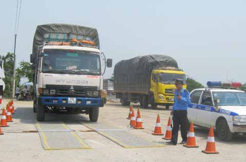 Bắc Giang siết chặt kiểm soát tải trọng phương tiện vận tải đường bộ