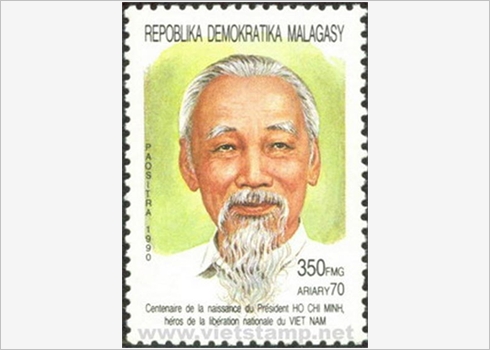 Les premiers timbres postaux du Président Hô Chi Minh présentés au public