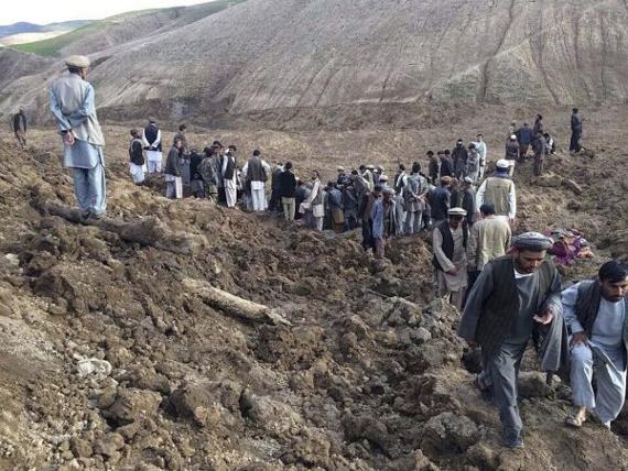 Afghanistan plus de 2 000 villageois ensevelis sous la boue