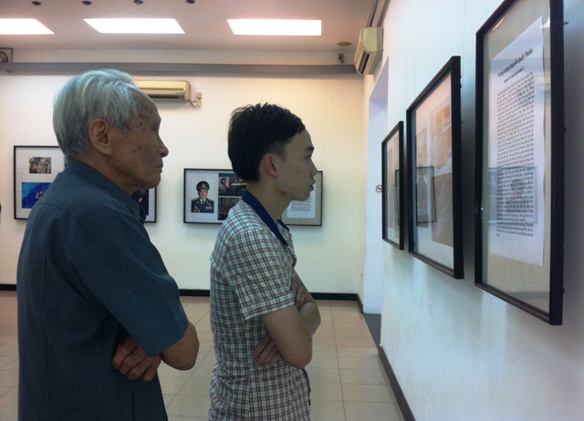 Photo exhibition on 12 Generals in peace