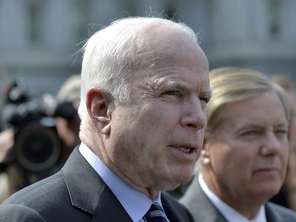 Mỹ Thượng nghị sỹ John McCain chỉ trích Trung Quốc gây căng thẳng ở Biển Đông
