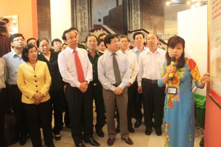 Hanoi  Ouverture de l’exposition Des exemples simples mais nobles