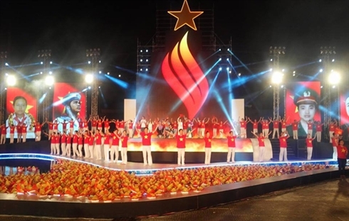 Programme La force morale du Vietnam qui rayonne à Hanoi