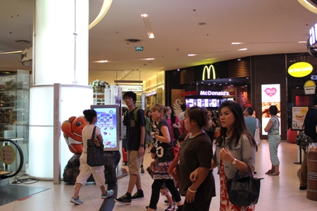 Thailand urged to eliminate unreasonable regulations on Vietnamese tourists